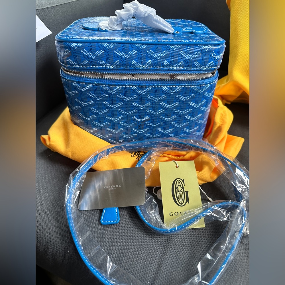 Goyard muse vanity case bag cosmetic cross body